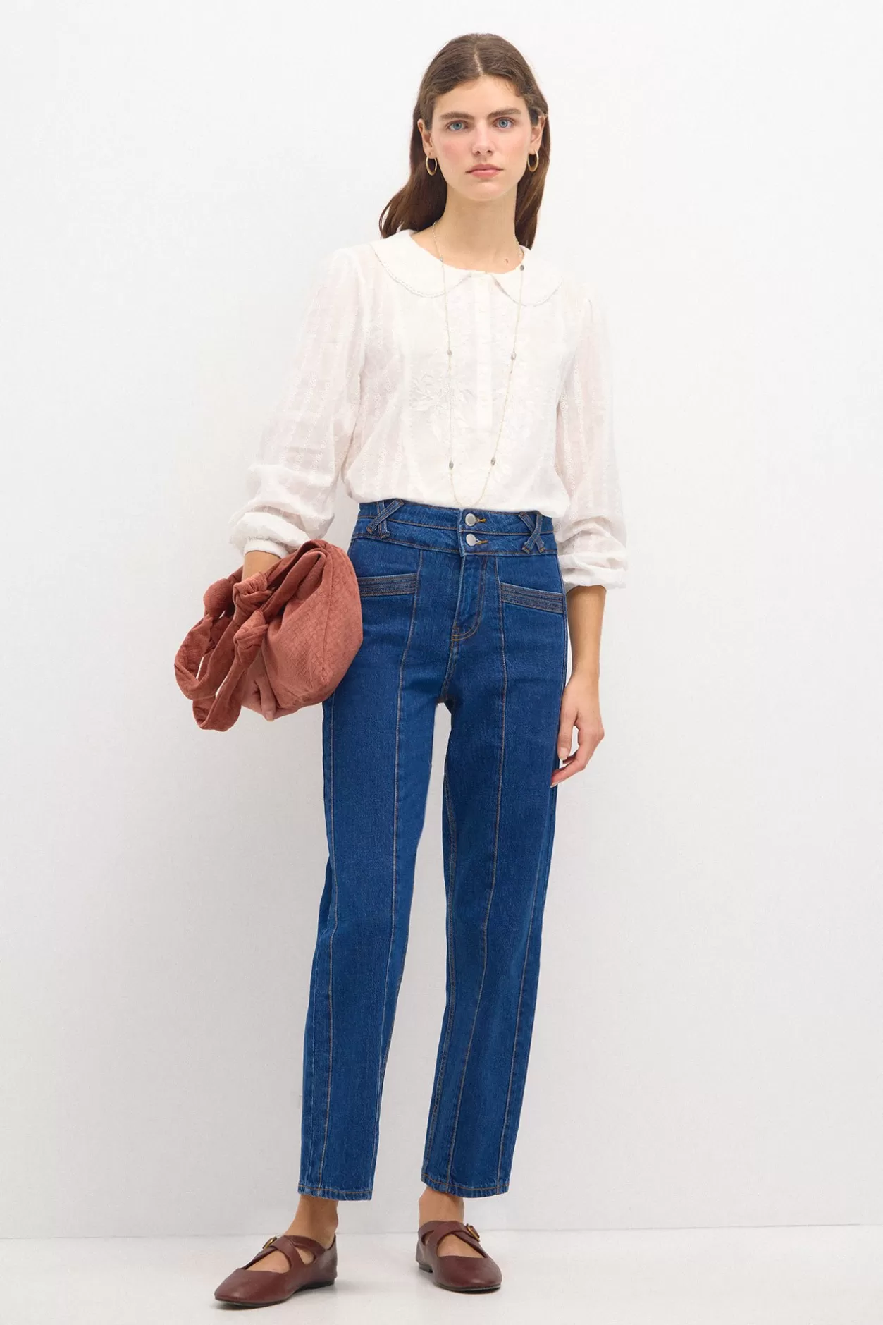 Mujer Hoss Intropia Oba. Jeans entallados con cortes