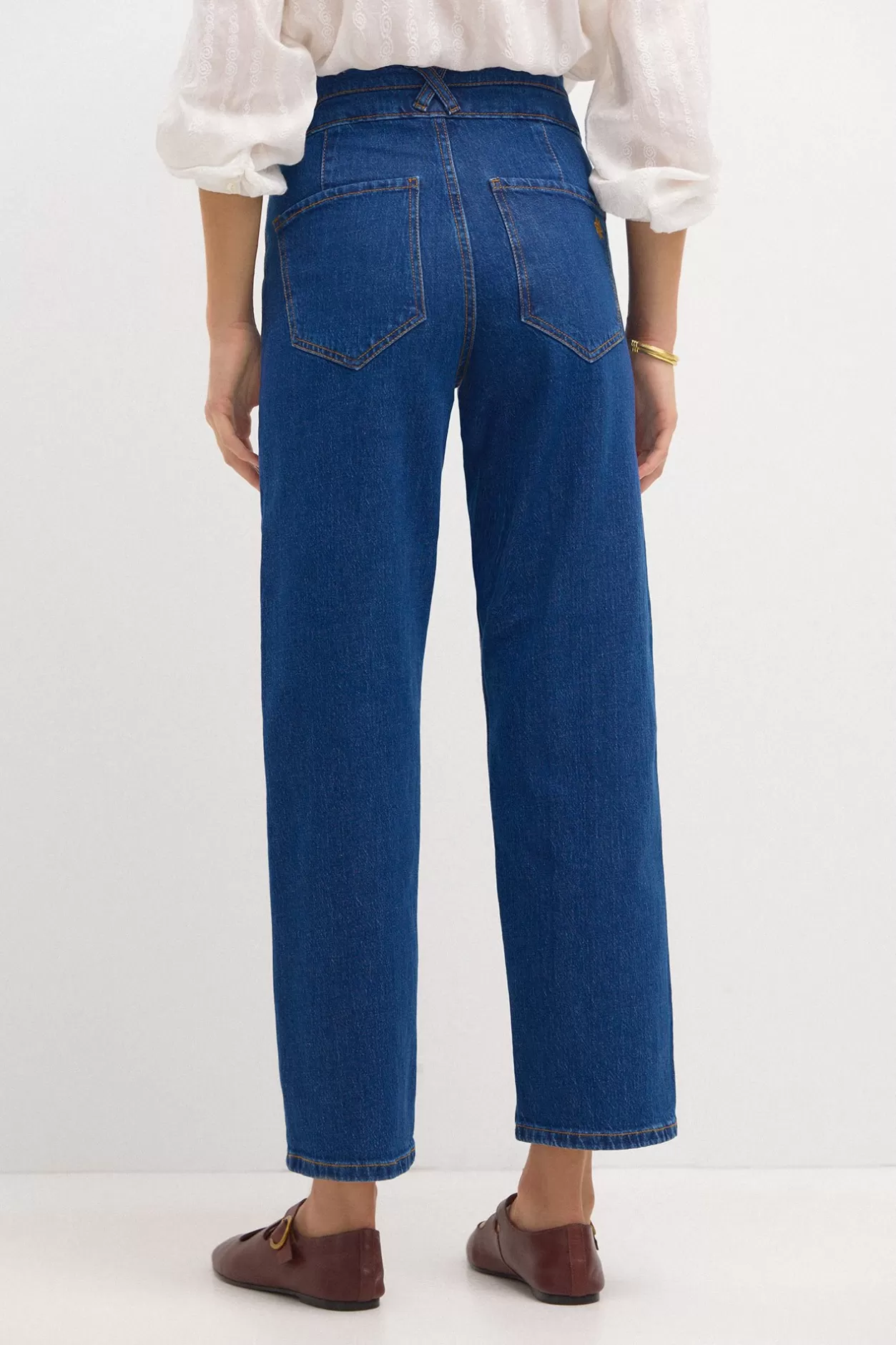 Mujer Hoss Intropia Oba. Jeans entallados con cortes